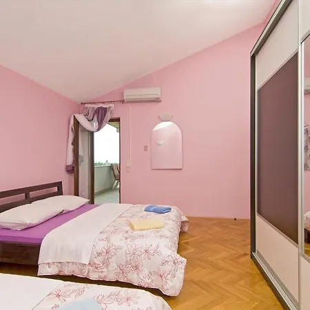 Apartment Ante