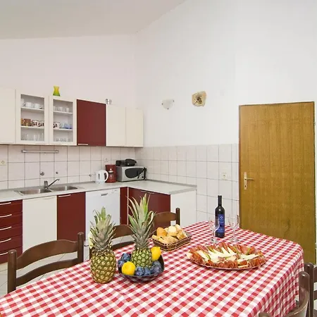 Apartment Ante Okrug Gornji