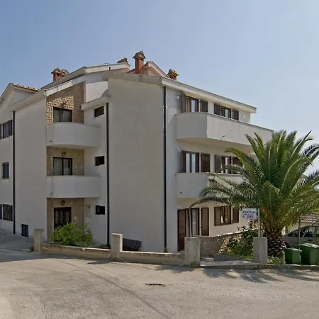 Apartment Ante Okrug Gornji