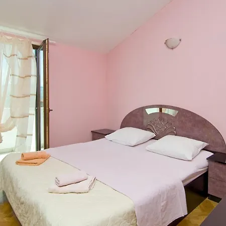 Ante Apartment Okrug Gornji
